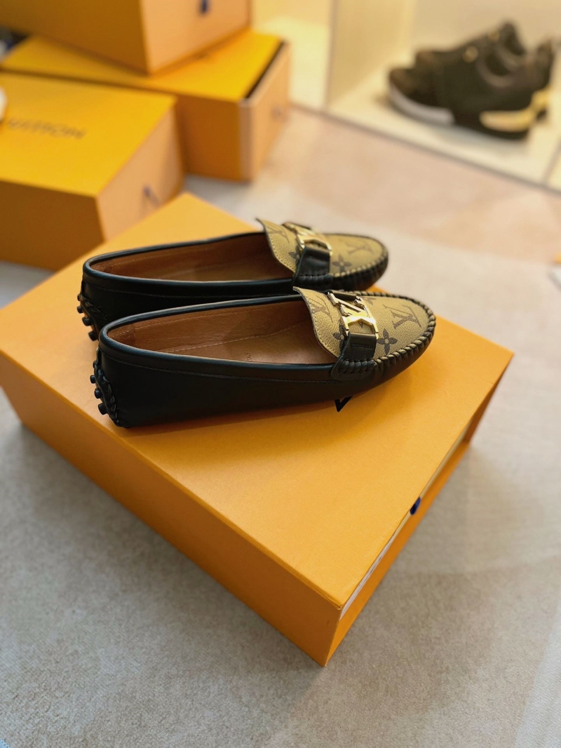 LV flat shoes